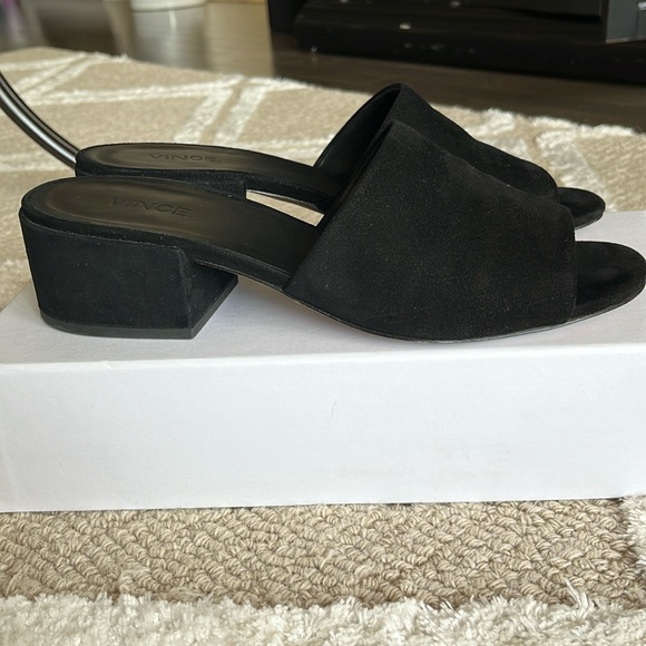Vince Rachelle-2 Black Suede Slide with Block Heel Size 8.5 - Picture 2 of 11